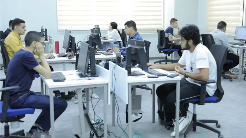 أسباب رفض تقليل الاغتراب